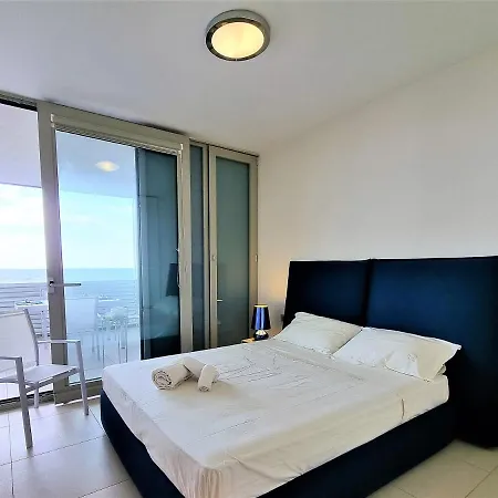 Διαμέρισμα Minzoni Tony