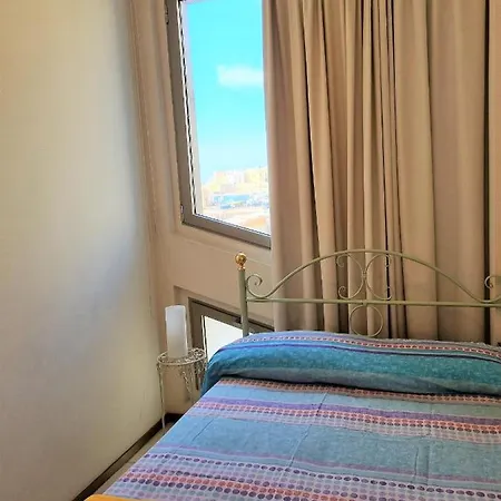 Minzoni Tony Gallipoli