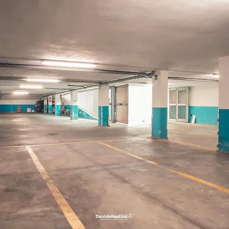 Minzoni Tony Apartment