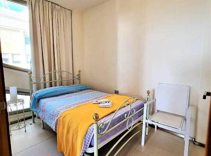 Minzoni Tony Apartamento